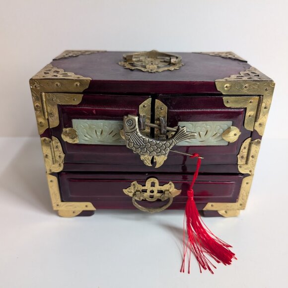 Vtg Asian Chinese Hand Carved Jade Stone Brass Wood Jewelry Trinket Box W/ Lock - Picture 3 of 13